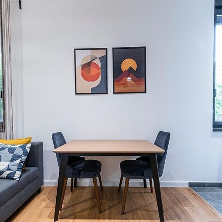 Vertigo Modern Studio-Free Private Parking-Fast Wi-Fi Нови-Сад Экстерьер фото